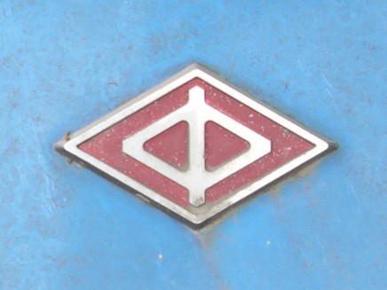 China_Motor_Corporation_1980s_logo